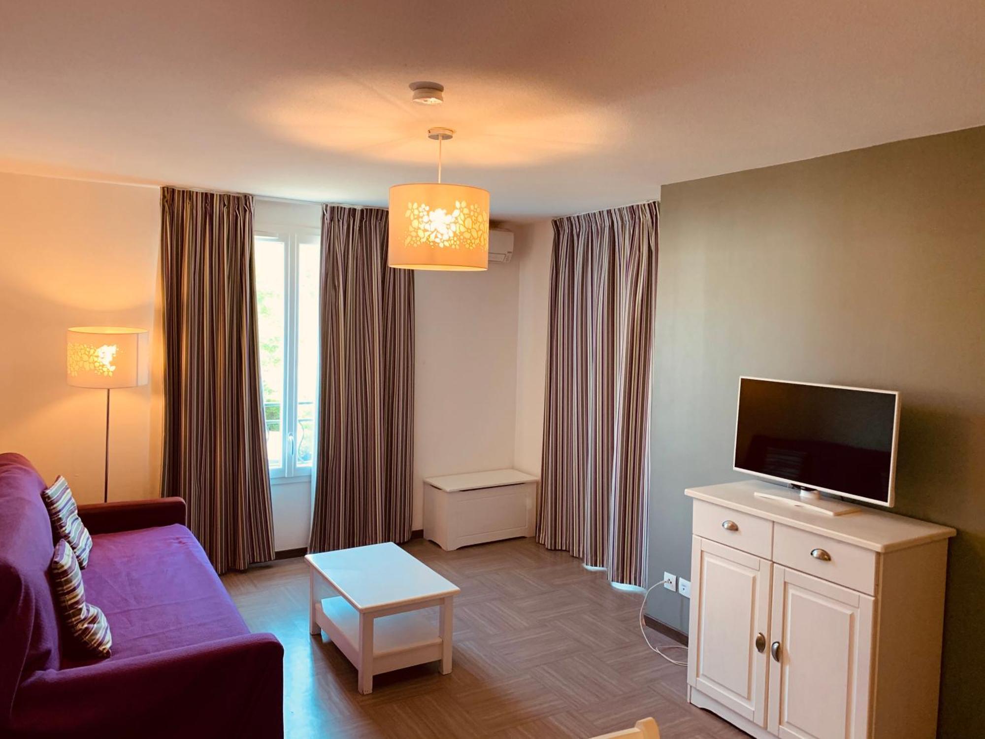 Terres De France - Residence Cote Provence Gréoux-les-Bains Εξωτερικό φωτογραφία